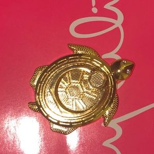 New Lilly Pulitzer Turtle Pop Socket